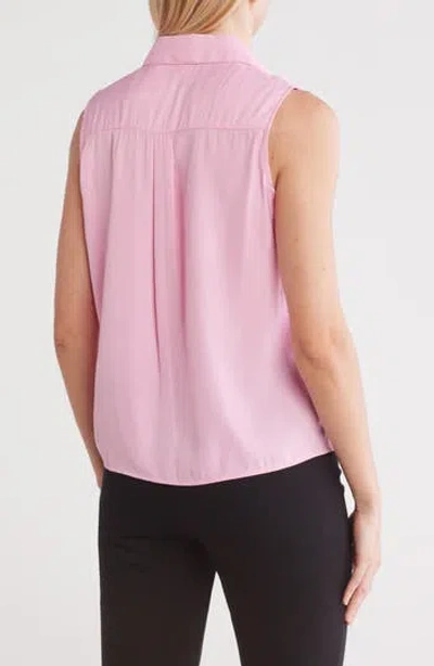 T Tahari Sleeveless Button Front Top In Pink