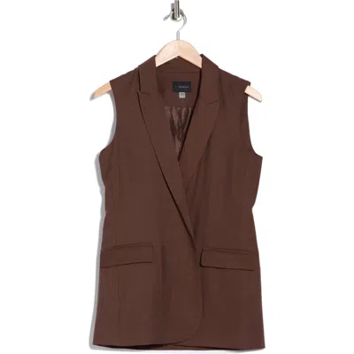 T Tahari Textured Peak Lapel Vest In Brown