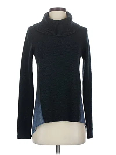 Pre-owned T Tahari Turtleneck Sweater In Black