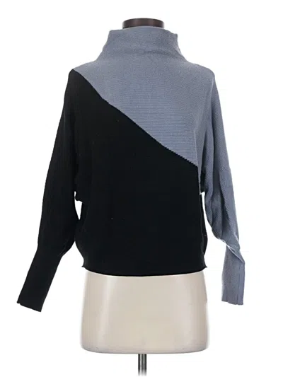 Pre-owned T Tahari Turtleneck Sweater In Gray