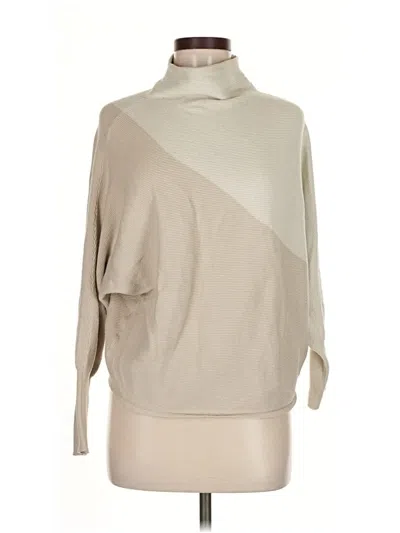 Pre-owned T Tahari Turtleneck Sweater In White