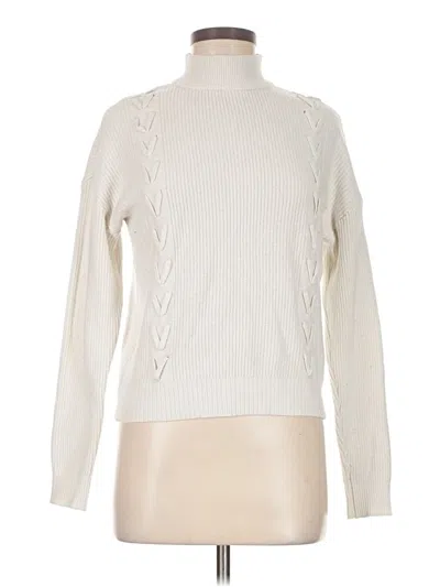 Pre-owned T Tahari Turtleneck Sweater In White