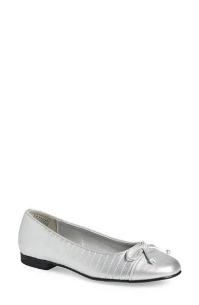 T Tahari Villa Quilted Ballet Flat In Silver