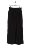 T Tahari Wide Leg Pants In Black