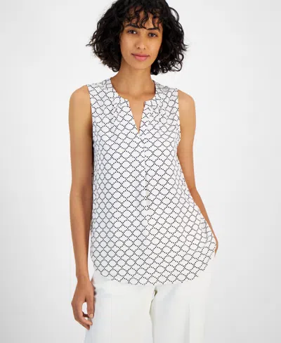 T Tahari Women's Printed Split-neck Sleeveless Top In Dotted White