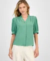 T Tahari Short Sleeve Split Neck Blouse In Green