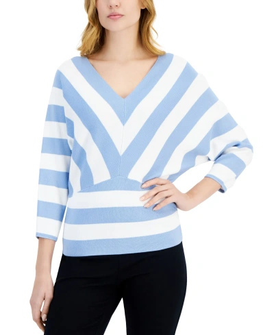 T Tahari Women's Striped 3/4-sleeve V-neck Sweater In Water Garden Blue  White Star