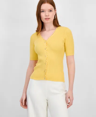 T Tahari Women's V-neck Button-front Ribbed-knit Top In Yellow Sky