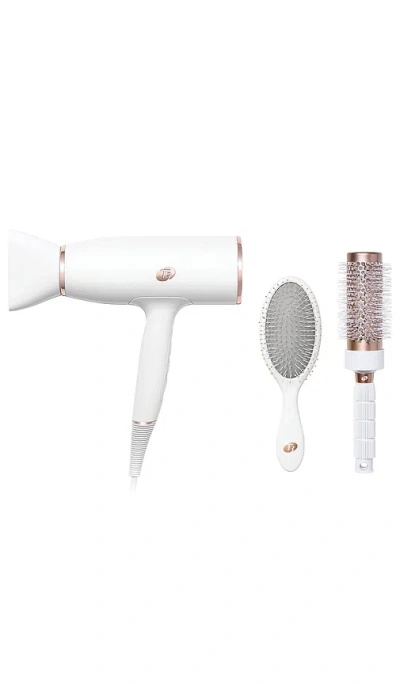 T3 Aireluxe Professional Hair Dryer & Brush Set In N,a