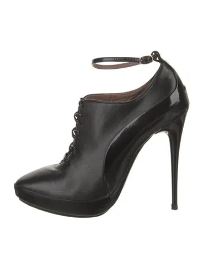 Pre-owned Tabitha Simmons Leather Pumps In Black