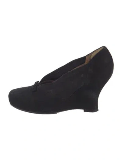 Pre-owned Tabitha Simmons Suede Pumps In Black