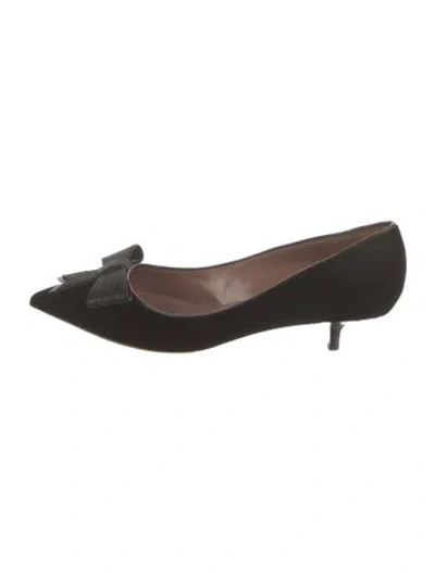 Pre-owned Tabitha Simmons Velvet Bow Accents Pumps In Black