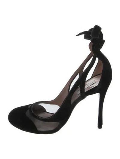 Pre-owned Tabitha Simmons Velvet Mesh Accents Pumps In Black