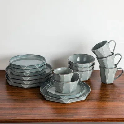 Table 12 Tda Series  16-piece Dinnerware Set, Stonewashed Dinnerware Set For 4 In Gray