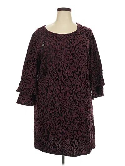Pre-owned Tacera Casual Dress In Burgundy