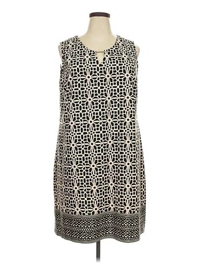 Pre-owned Tacera Casual Dress In Ivory