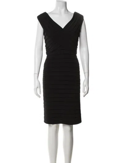 Pre-owned Tadashi Scoop Neck Knee-length Dress In Black