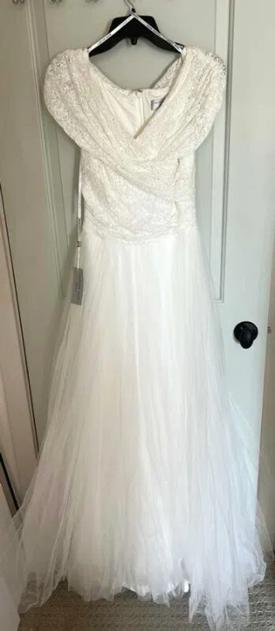 Pre-owned Tadashi Shoji $848 -  Bridal Wedding Ivory Gown - With Tag - Size 4 In White