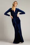 Tadashi Shoji Knot Front Long Sleeve Velvet Gown In Blue
