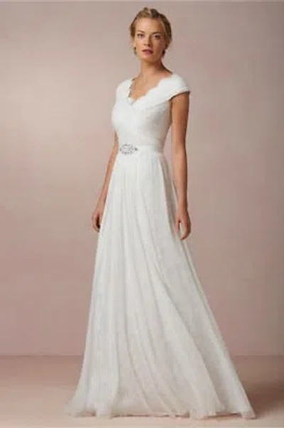 Pre-owned Tadashi Shoji Chiffon Silk Lace Ivory Petal Pleated Belted Dress Gown In White