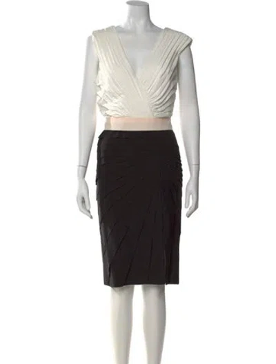 Pre-owned Tadashi Shoji Colorblock Pattern Knee-length Dress In Black