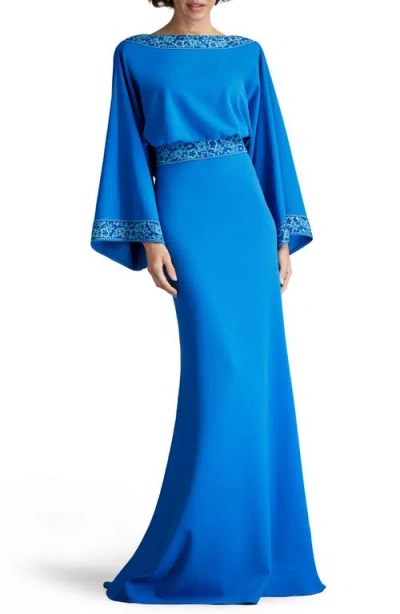 Tadashi Shoji Drape Back Crepe Long Sleeve Gown In Blau