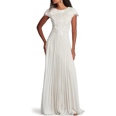 TADASHI SHOJI TADASHI SHOJI EMBROIDERED LACE CAP SLEEVE GOWN