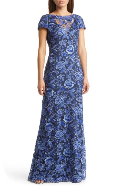 TADASHI SHOJI TADASHI SHOJI EMBROIDERED LACE EVENING GOWN