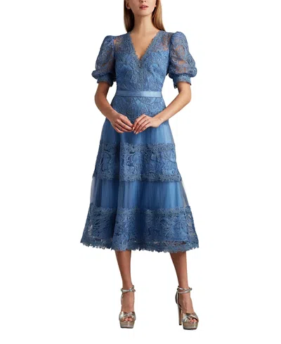 Tadashi Shoji Fatiha Floral Lace And Chiffon Dress In Blue
