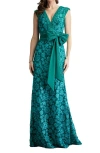 Tadashi Shoji Sleeveless Bow-front Floral Lace Gown In Emerald