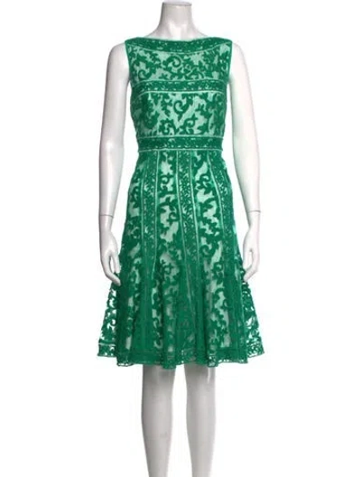 Pre-owned Tadashi Shoji Lace Pattern Knee-length Dress In Green