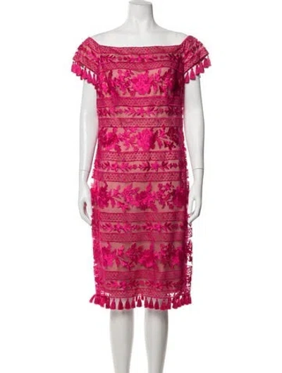 Pre-owned Tadashi Shoji Lace Pattern Long Dress In Pink