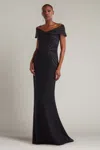 Tadashi Shoji Meridian Sundial Off In Black