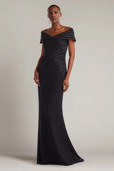 Tadashi Shoji Meridian Sundial Off In Black