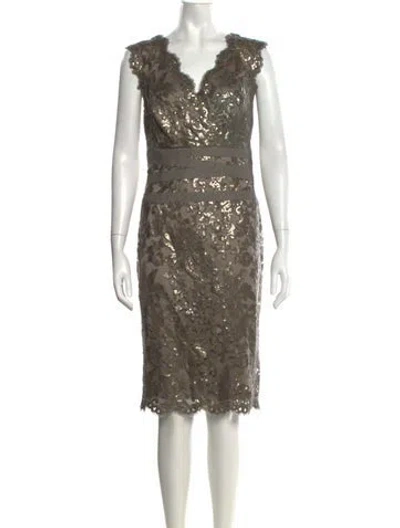Pre-owned Tadashi Shoji Nylon Knee-length Dress In Grey