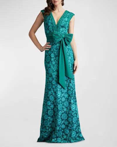 Tadashi Shoji Sleeveless Bow-front Floral Lace Gown In Green