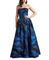 Tadashi Shoji Metallic Swirl Print Strapless Gown In Blue