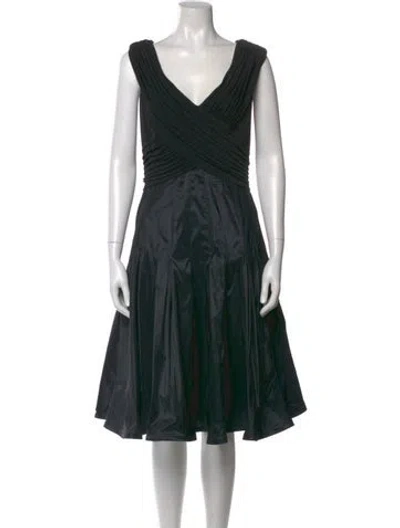Pre-owned Tadashi Shoji V-neck Midi Length Dress In Black