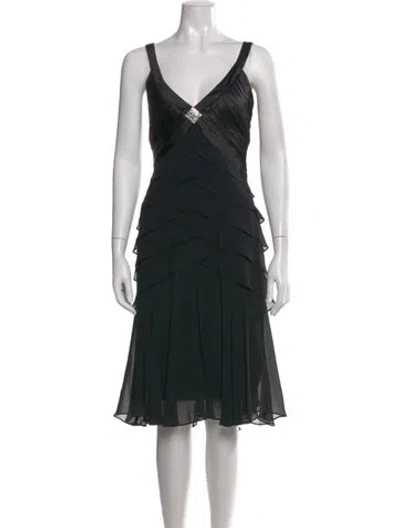 Pre-owned Tadashi Silk Midi Length Dress In Black