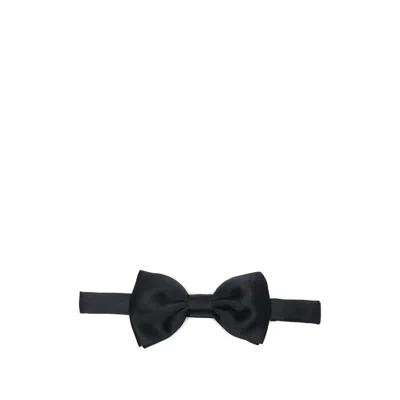 Tagliatore Bow Tie In Black