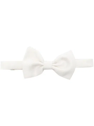 TAGLIATORE Classic white bow tie TAGLIATORE