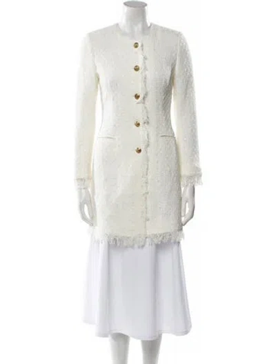 Pre-owned Tagliatore Coat In White