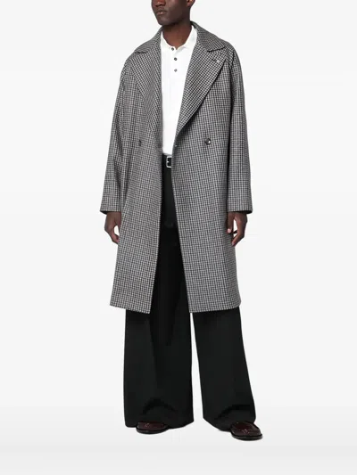 Tagliatore Double-breasted Houndstooth Coat In Gray