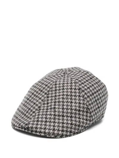 TAGLIATORE HOUNDSTOOTH BAKER BOY HAT