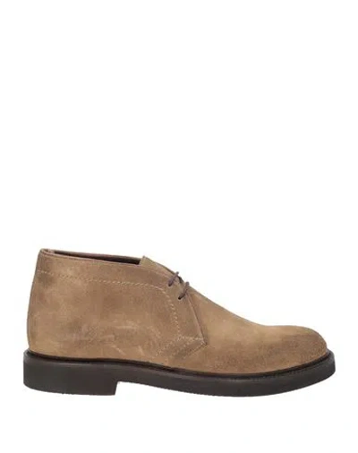 Tagliatore Man Ankle Boots Beige Size 9 Leather