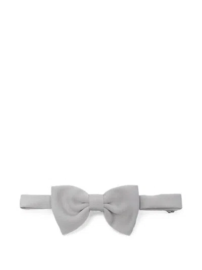 Tagliatore Pre-tied Bow Tie In Gray