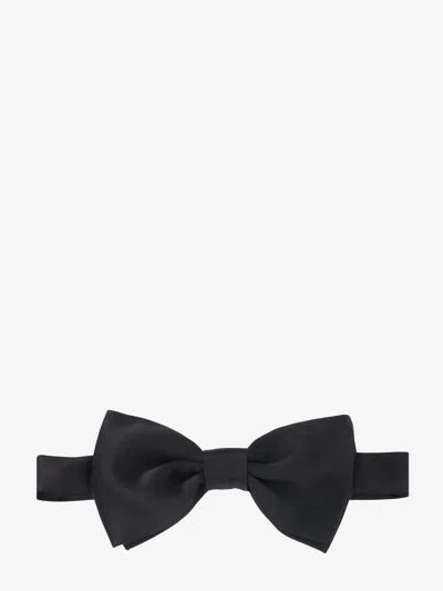 Tagliatore Satin Bow Tie In Burgundy