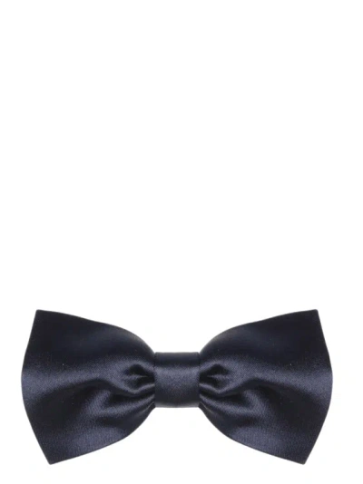 Tagliatore Silk Bow Tie In Black