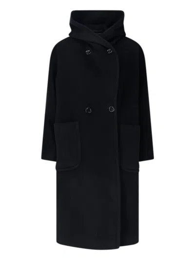 TAGLIATORE TAILORED BLACK JACKET WITH CLASSIC COLLAR AND MINIMALISTIC DESIGN
