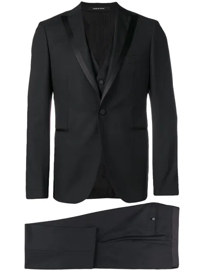 TAGLIATORE TAGLIATORE THREE-PIECE SUIT